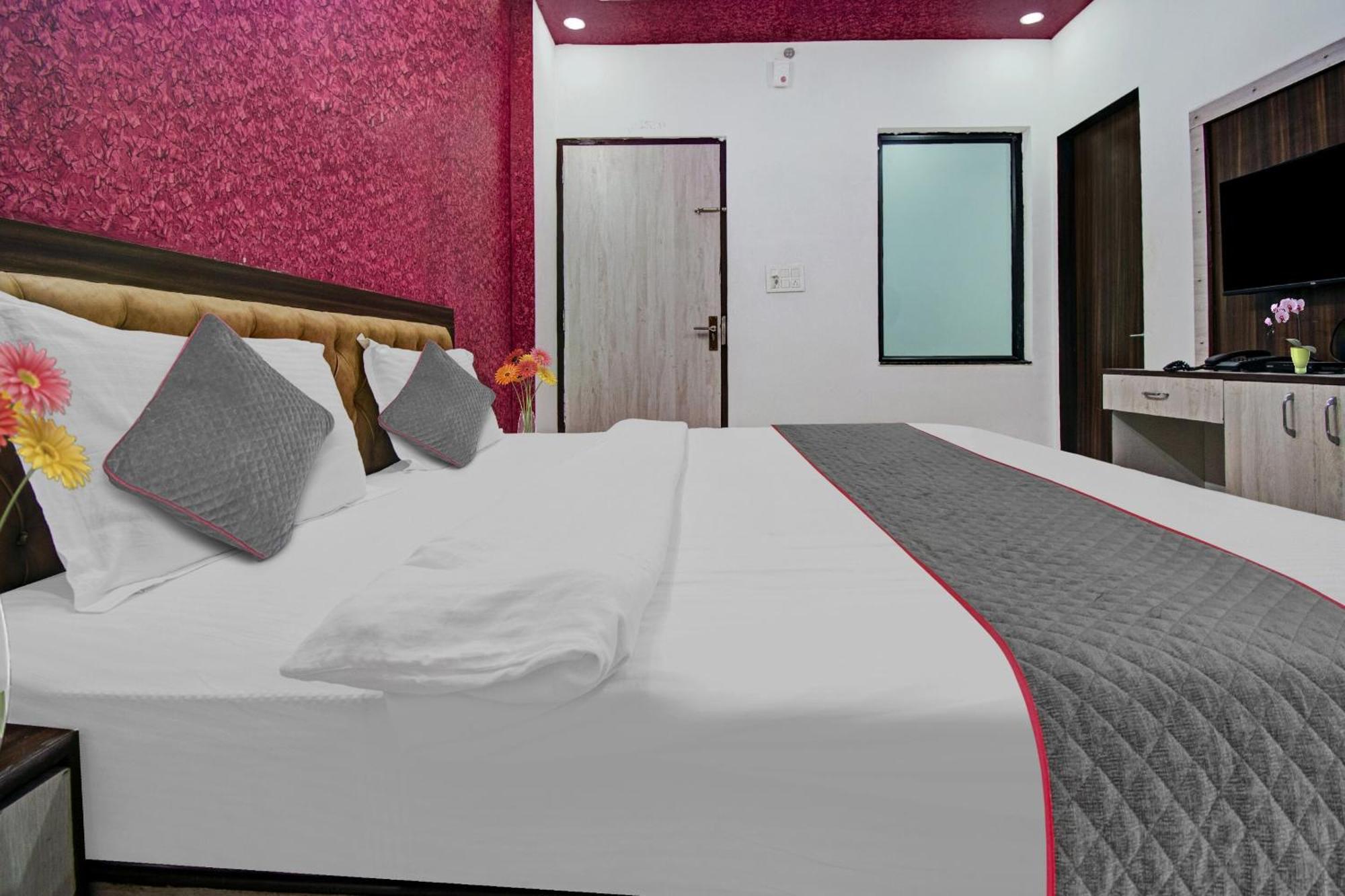 Townhouse The Lotus Hotel Jaipur Buitenkant foto